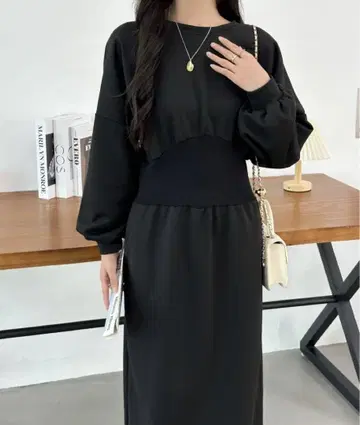 ECLIN 블랙 긴팔 티셔츠 원피스 허리 절개