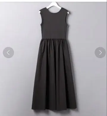 UNITED ARROWS 핏&플레어 슬리브리스 원피스