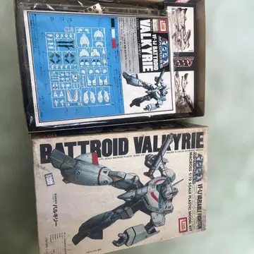 마르코스 VF-1J 발키리 1/72