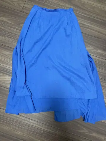 토레파라피 파란색 비대칭 플레어 스커트 M