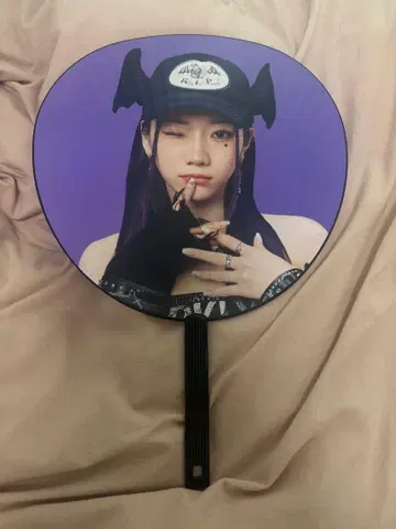 IS:SUE 사카구치 리노 부채 팬 네이비