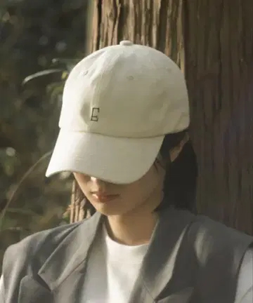 미야가와 다이스케 Etrarium Logo Cap 아이보리 ivory