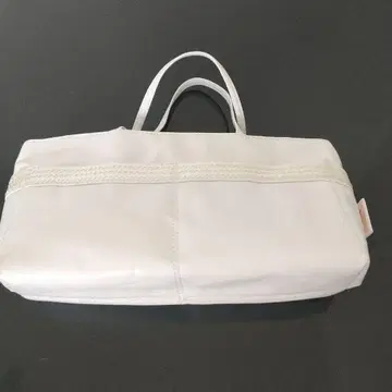 화이트 핸드백