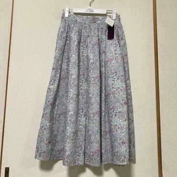 테치치 LIBERTY 플라워 프린트 플레어 스커트 택 포함 새상품