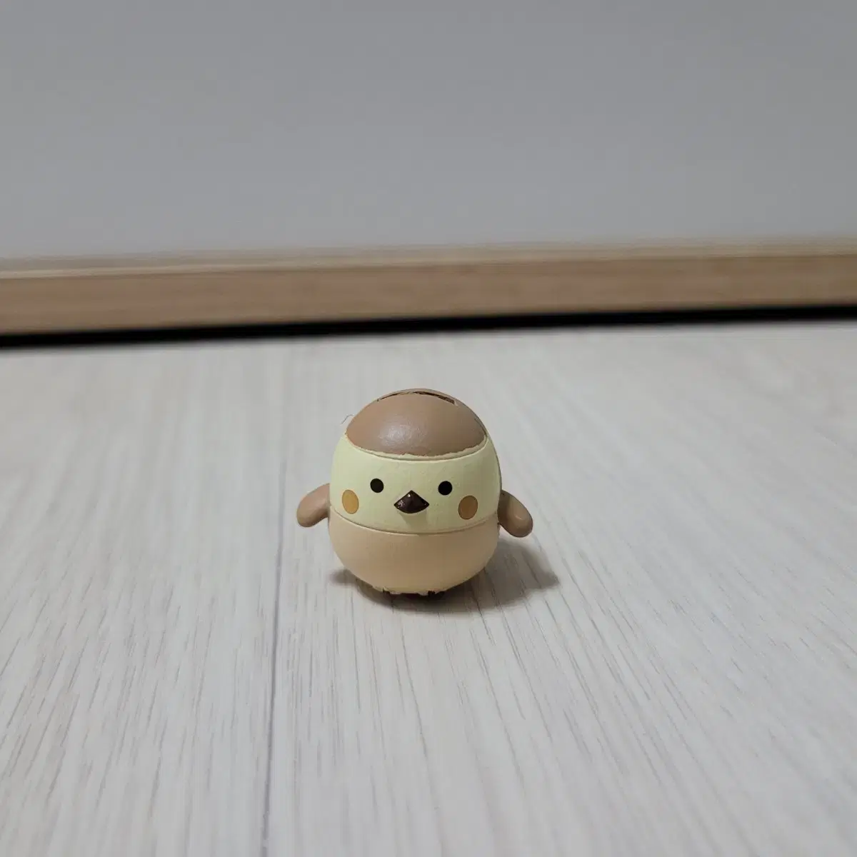 Sumikkogurashi Sparrow Figure Gacha