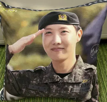 JHOPE 정사각형 쿠션 40cm