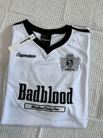 Badblood 오버 사이즈 티셔츠 화이트 남녀 공용