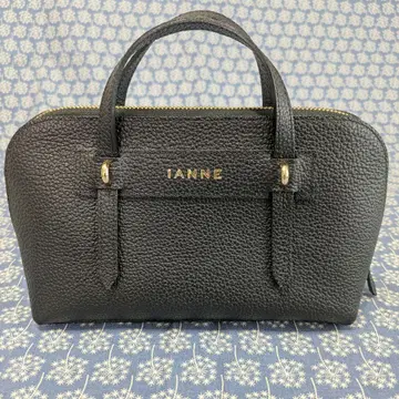 IANNE 블랙 가죽 핸드백 이안느 오믈렛