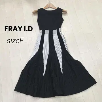 FRAY I.D 슬리브리스 니트 원피스 롱 F 블랙