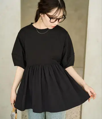 프릭스스토어 블랙 플레어 튜닉 반팔