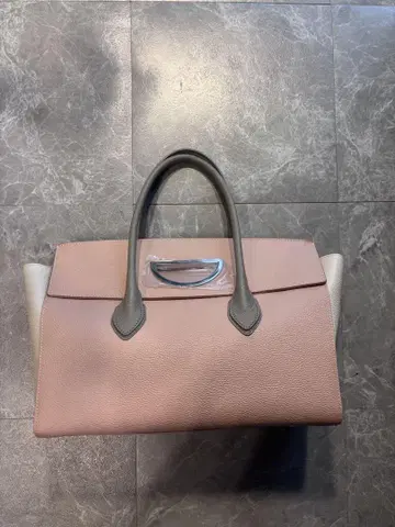 미사용 새상품 Samantha Thavasa CLASSY. 바이올렛 D