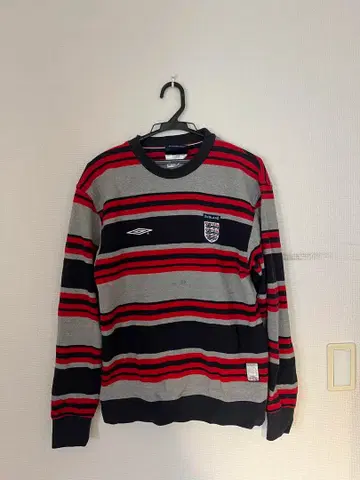 엄브로 잉글랜드 스트라이프 니트