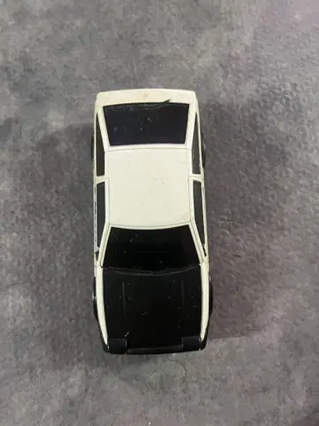 머리글자 D 후지와라 두부점(자용) 도요타 스프린터 트레노(AE86)