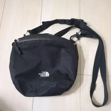 THE NORTH FACE 숄더백 블랙