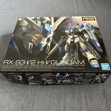 RG RX-93-V2 Hi-V 건담