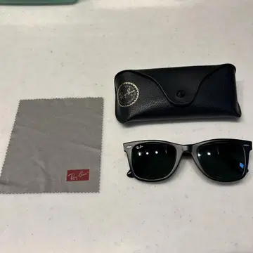 Ray-Ban(레이밴) WAYFARER(웨이페러) 매트 블랙