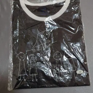 요네즈켄시 마녀 사냥 티셔츠 M 사이즈