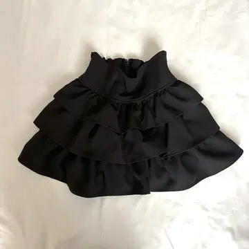 [미사용] 미셸 마카롱 슬림 레그 스커트 블랙 3단 플레어 XS