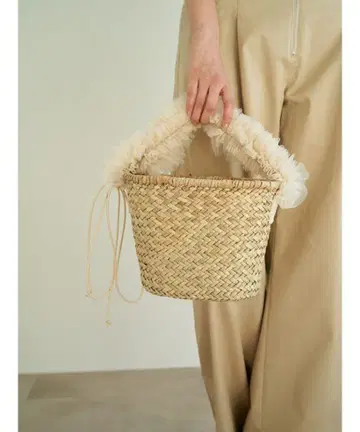 스나이델 블레이드 원핸드 튤 백