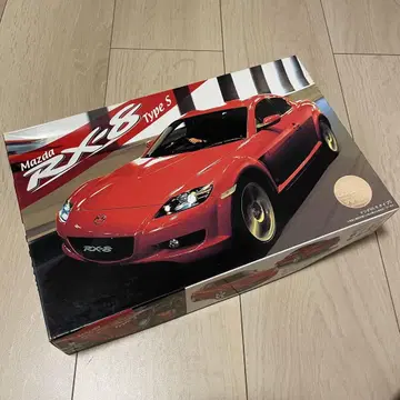 Mazda RX-8 type S 1/24 스케일 조립 키트