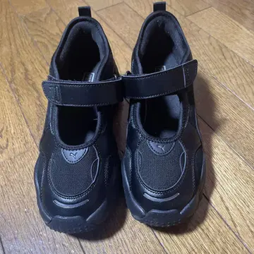 푸마 펄서 웨지 샌들 스니커즈 통굽