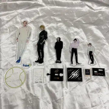 straykids 한 아크릴 스탠드 묶음 판매