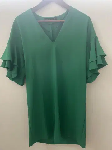 자라 그린 프릴 소매 원피스 S