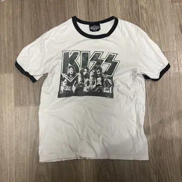 선착순 KISS 링거 티셔츠