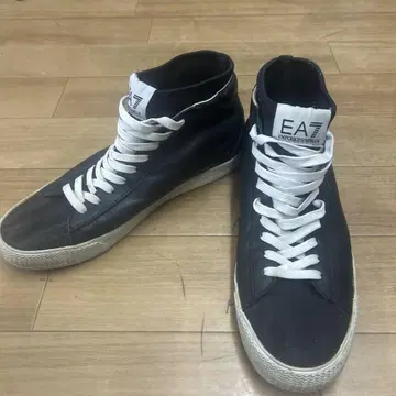 엠포리오 아르마니 EA7 하이컷 스니커즈 26.5cm