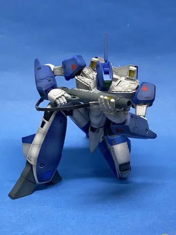 PLAMAX 1/72 VF-1A 배틀로이드 발키리 프라모델 완성품
