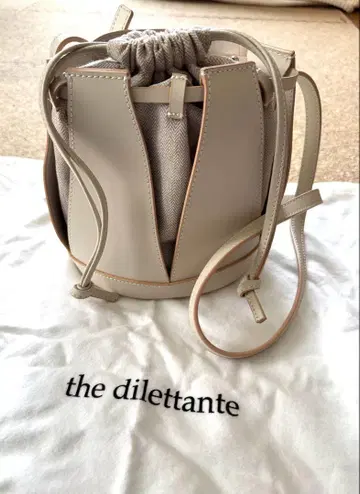 TOMORROW LAND the dilettante 숄더백