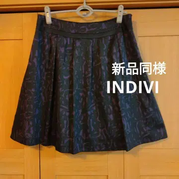 새상품급 INDIVI 빅 사이즈 보태니컬 무늬 플레어 스커트