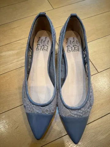 didi ZiZi 그레이 레이스 펌프스 24.5cm