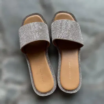 ADAM ET ROPE 비쥬 샌들 실버
