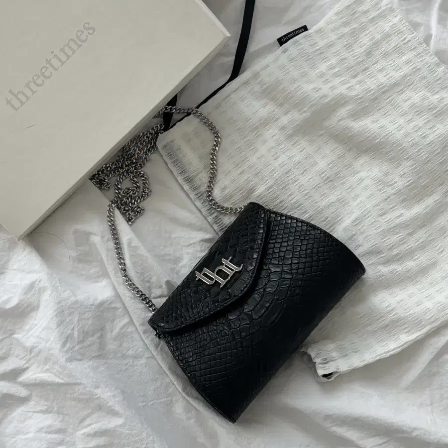 THREETIMES | 쓰리타임즈 Threetimes Mini Moon Bag on Bunjang