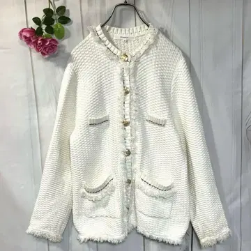 리랜드트루 Rirandture 트위드풍 가디건 화이트 골드 버튼 2