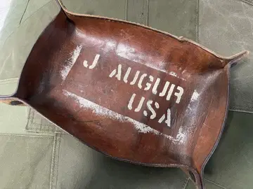 J. AUGUR 가죽 트레이, 트레이