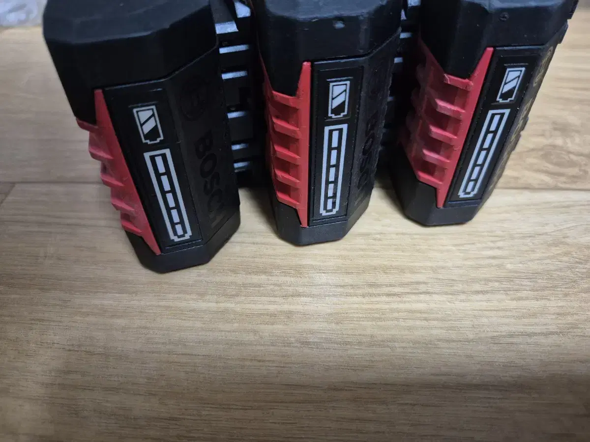 Bosch ProCORE Battery 4.0 Used Batteries 3ea
