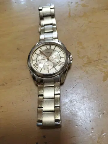 MOUSSY 시계