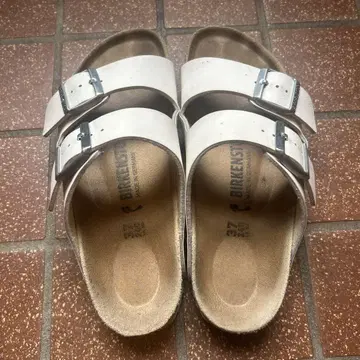 버켄스탁 샌들 화이트 24cm
