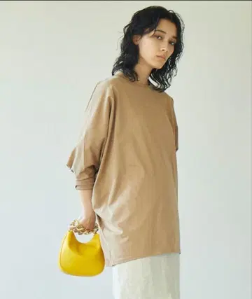 개럴개런트 돌먼 컷 티셔츠