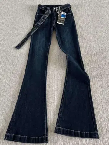 다크 블루 부츠 컷 데님 택 포함 새상품