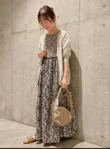 어반 리서치 보타니컬 프린트 프렌치 원피스