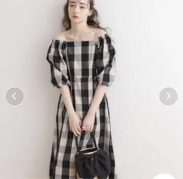 블록 체크 원피스 원피스 쿠튀르 브로치