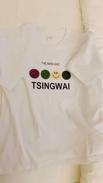 THE MAN HAS TSINGWAI 티셔츠 L