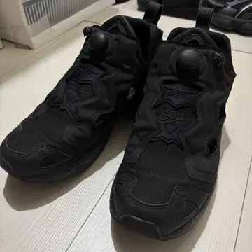 리복 인스타펌프 퓨리 95 블랙