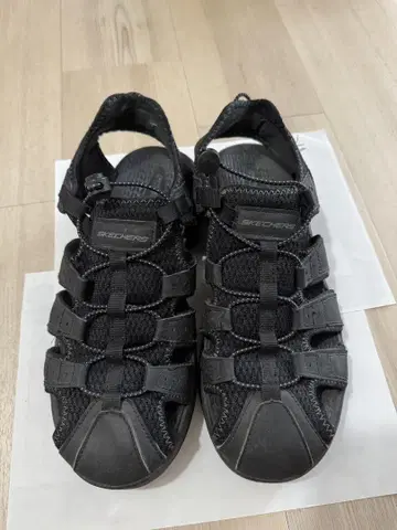 SKECHERS 샌들