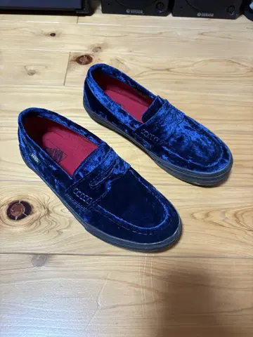 VANS Velvet 로퍼 벨로아