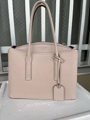 Kate Spade 백
