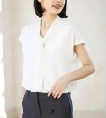 플라스테 조젯 보타이 블라우스 화이트